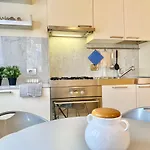 Casaviva - Elegant Bilo With Parking In *