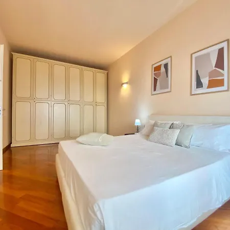 Apartment Casaviva - Elegant Bilo With Parking In Rapallo