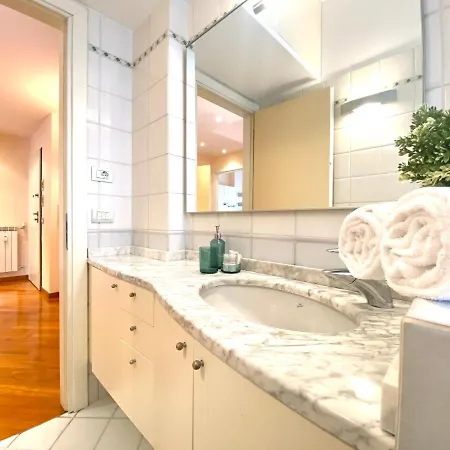 Casaviva - Elegant Bilo With Parking In Apartment *