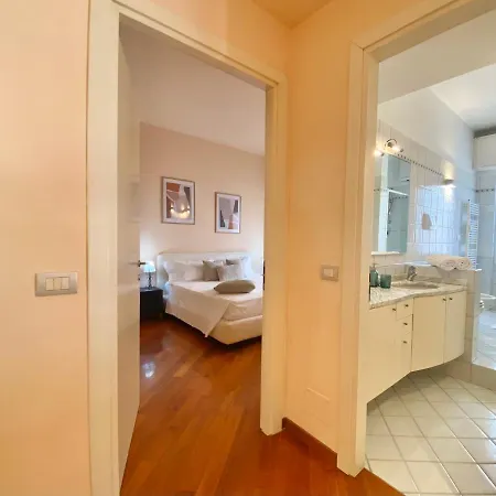Apartment Casaviva - Elegant Bilo With Parking In Rapallo